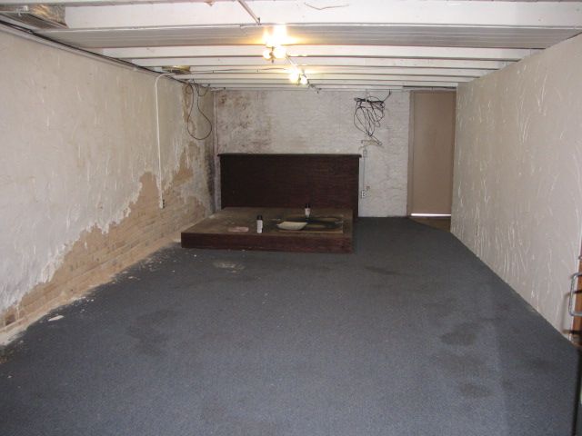 113 E Main St, Henderson, TX 75652